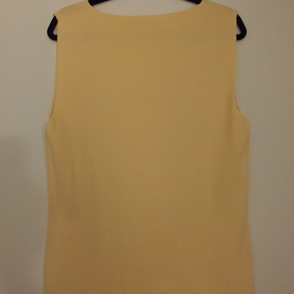 Yellow knit tank top - Picture 2 of 2